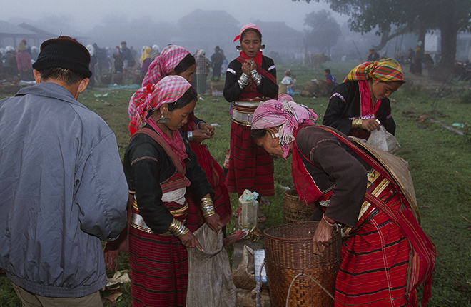 img of the full-dress costume of Palaung woman
